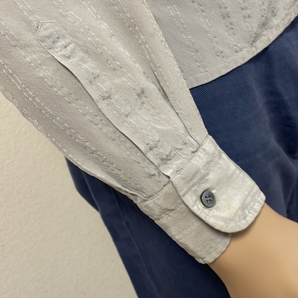 Vintage GUCCI versatile shirt with current trends. Dbl chest pocket. Loose fit. - Picture 7 of 14